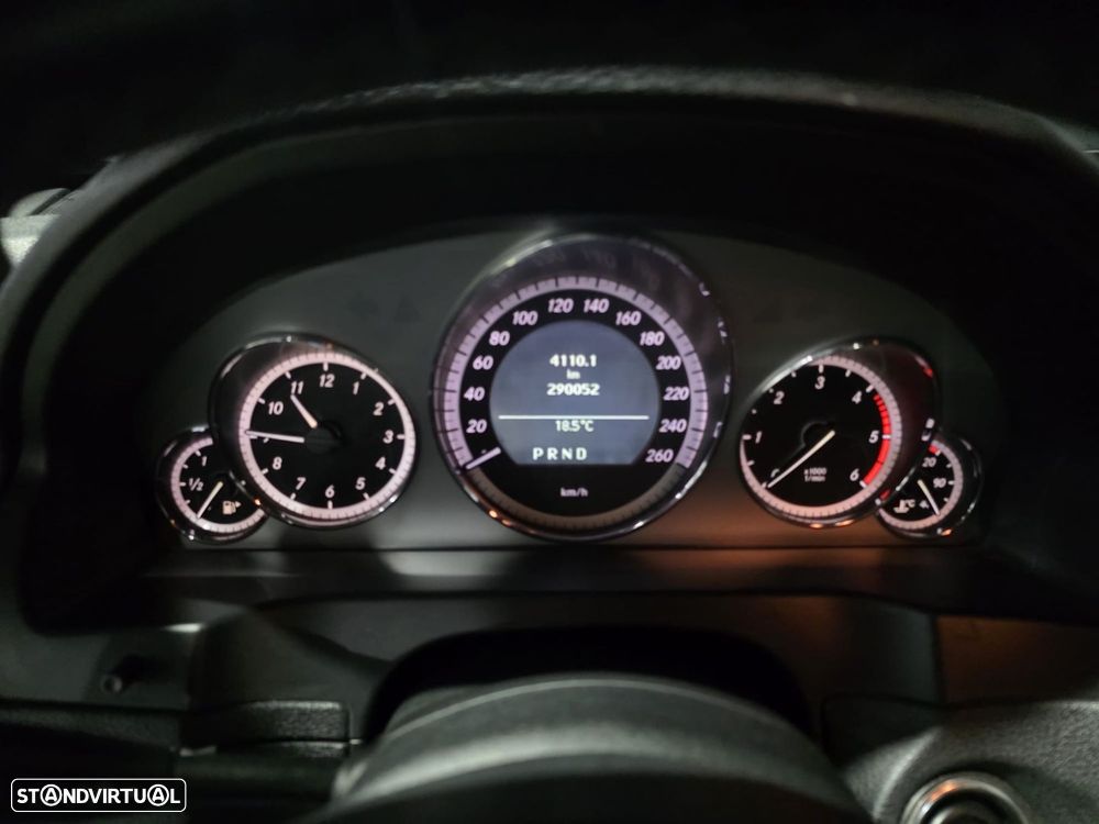 Mercedes-Benz E 350 CDI Avantgarde BlueEfficiency - 16