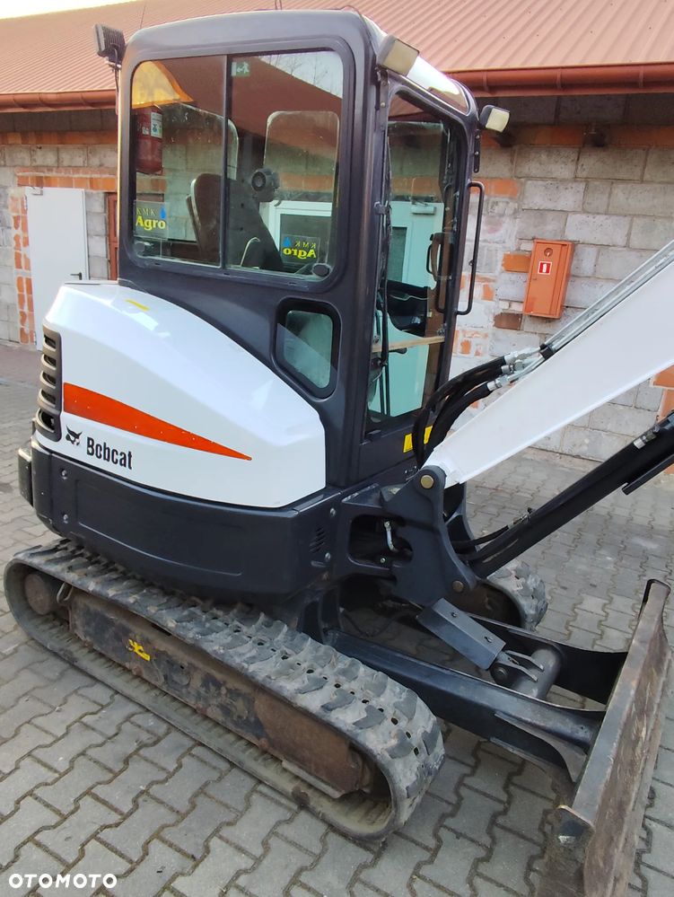 Bobcat e 32 - 16