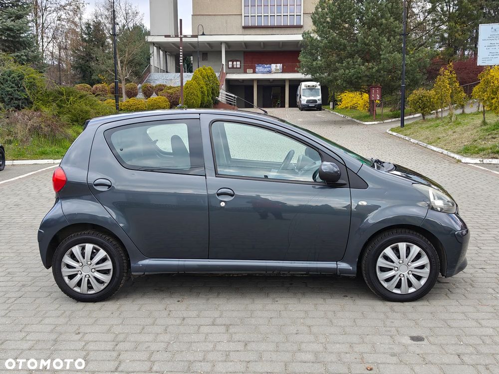 Toyota Aygo Cool - 9