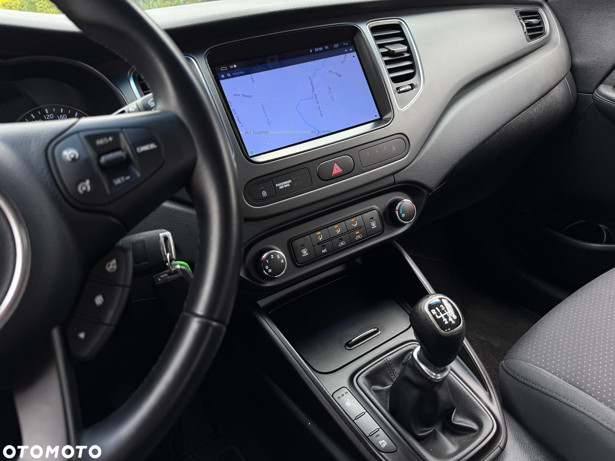 Kia Carens 1.6 GDI Dream Team Edition - 5