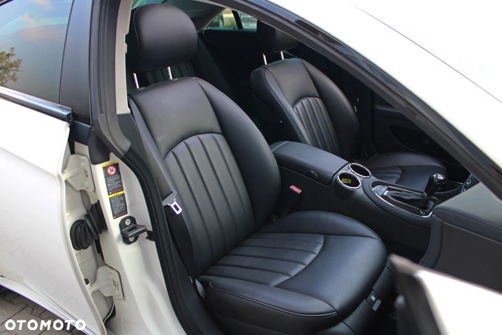 Mercedes-Benz CLS 500 - 19