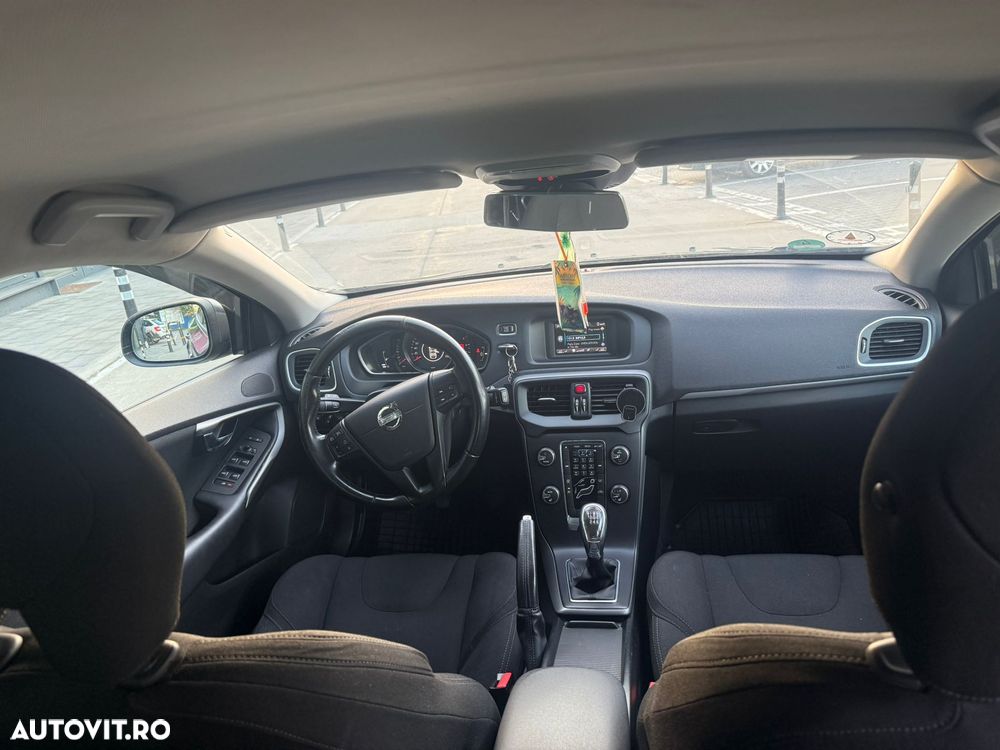 Volvo V40 D2 - 5