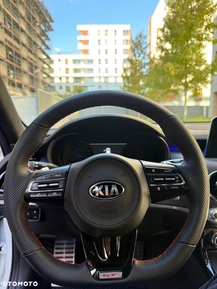 Kia Stinger - 20