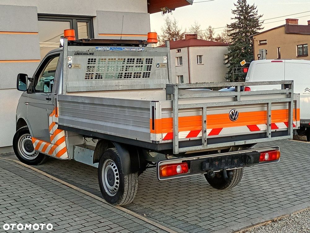 Volkswagen Transporter - 9