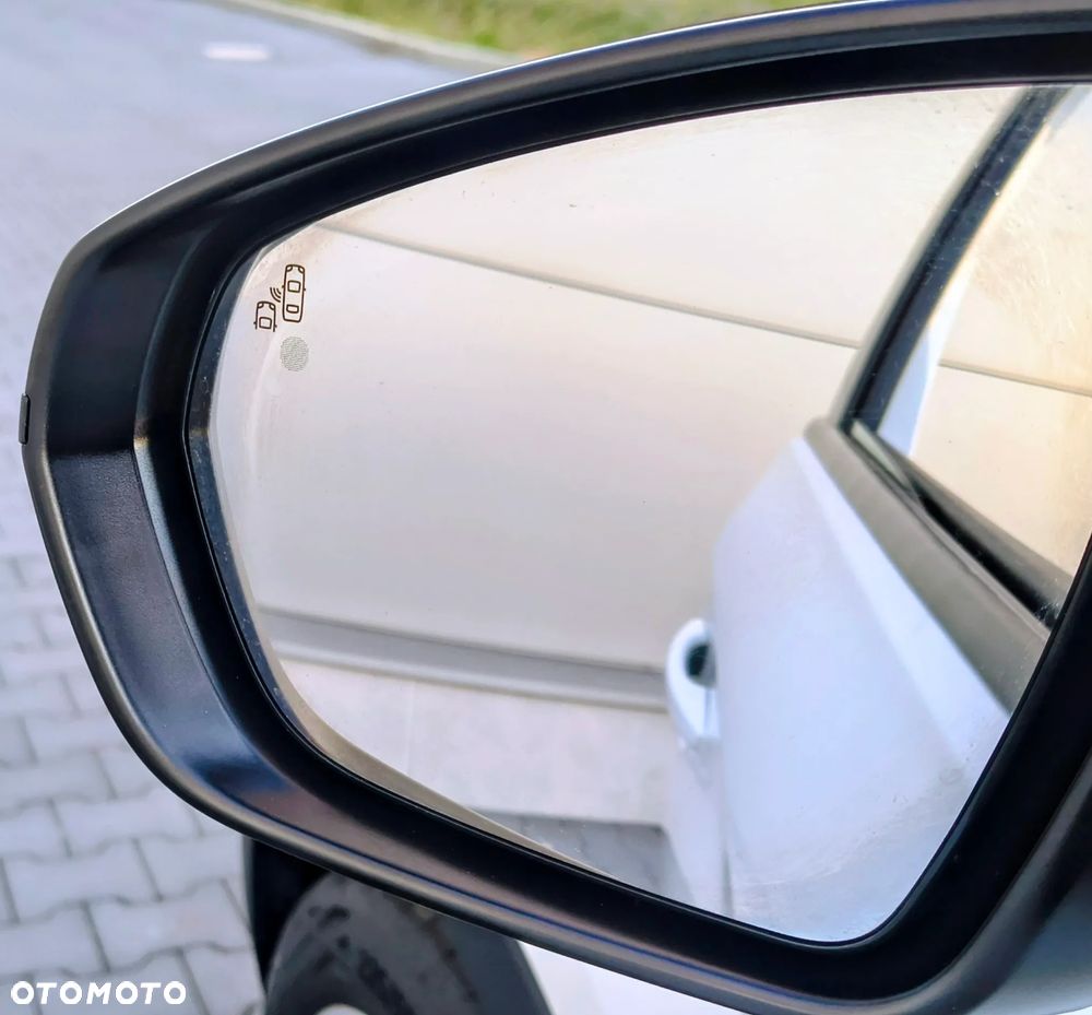 Opel Grandland X 1.2 Start/Stop Automatik Business INNOVATION - 22