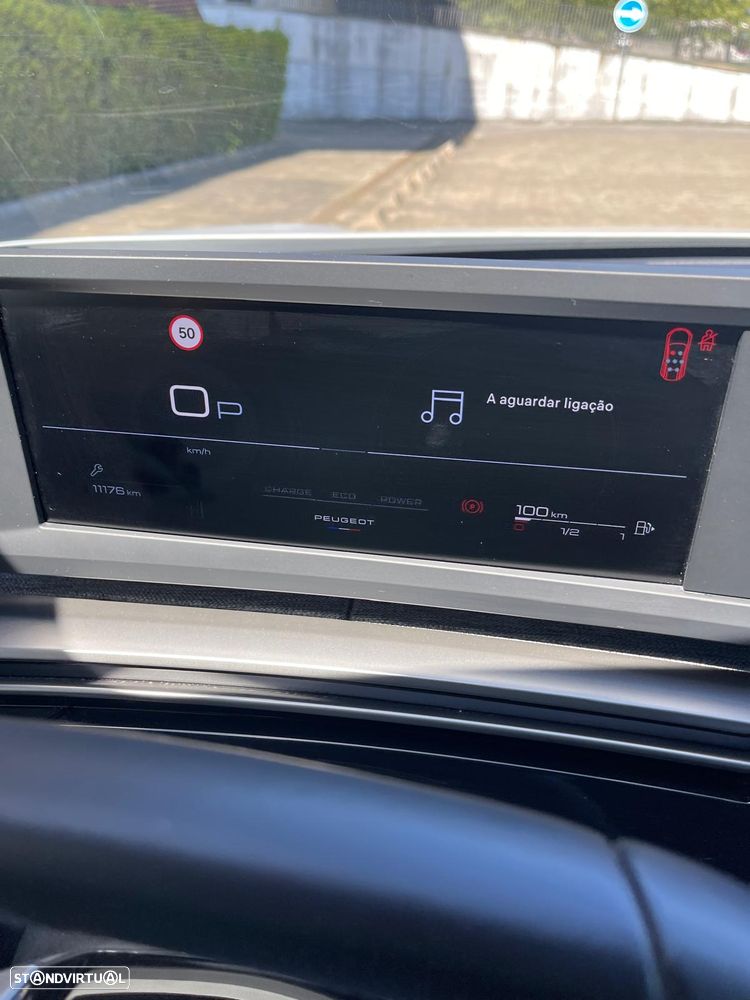 Peugeot 5008 Hybrid 145 e-DSC6 Allure - 28