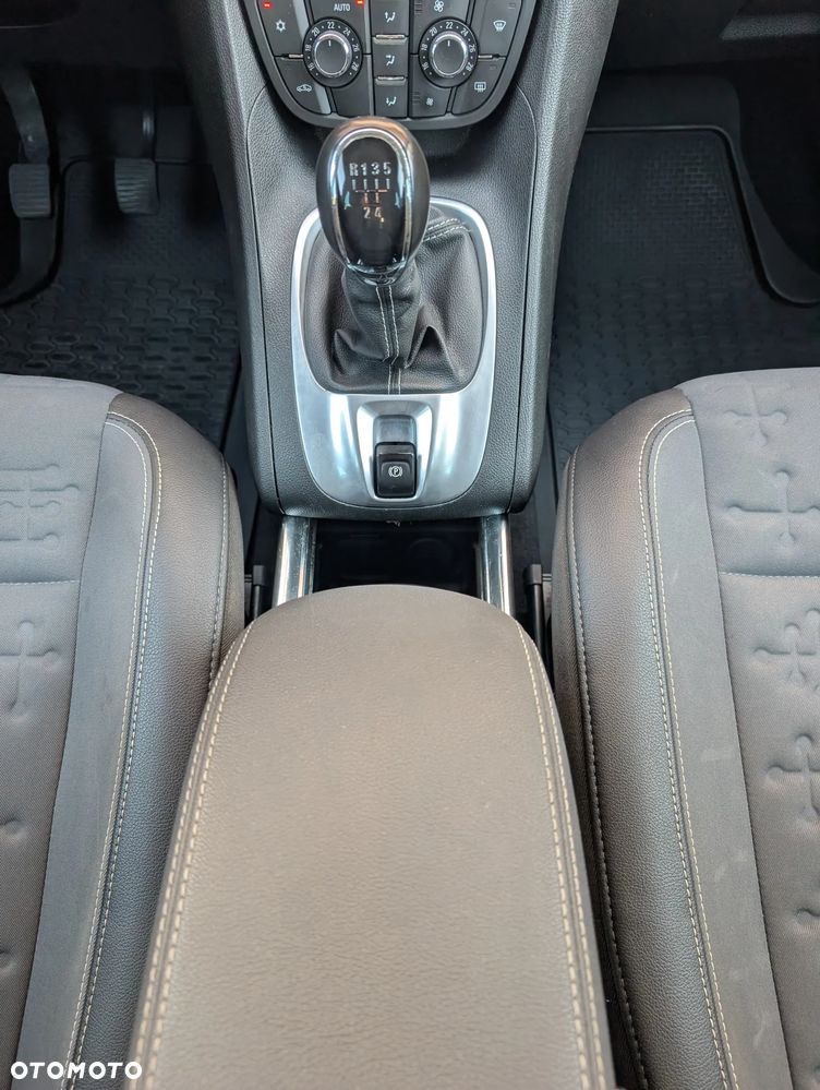 Opel Meriva 1.4 T Cosmo - 30