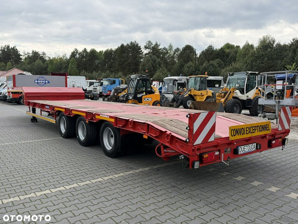 Bodex NN3J Ładowność: 26.500kg 3osie SAF Przednia Podnoszona WABCO - 21