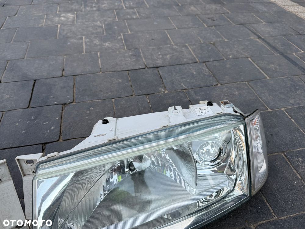LAMPY PRZÓD SKODA OCTAVIA LEWA PRAWA ORGINAŁ 96-10 - 6