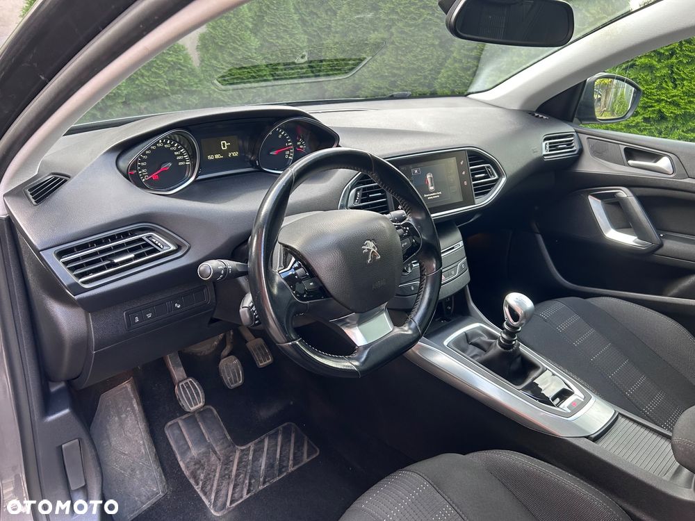 Peugeot 308 1.6 BlueHDi Allure S&S - 12