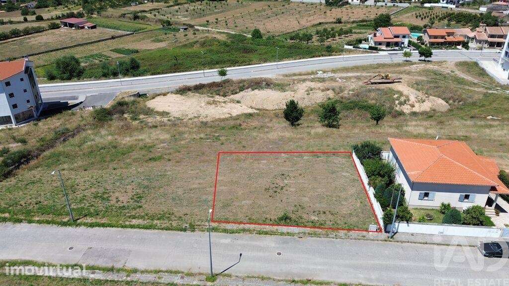 Terreno em Carrazedo de Montenegro e Curros de 450,00 m2 - Grande imagem: 4/8