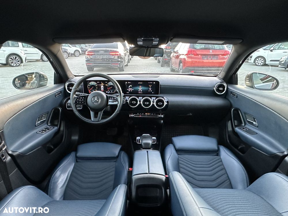 Mercedes-Benz A 180 7G-DCT - 9