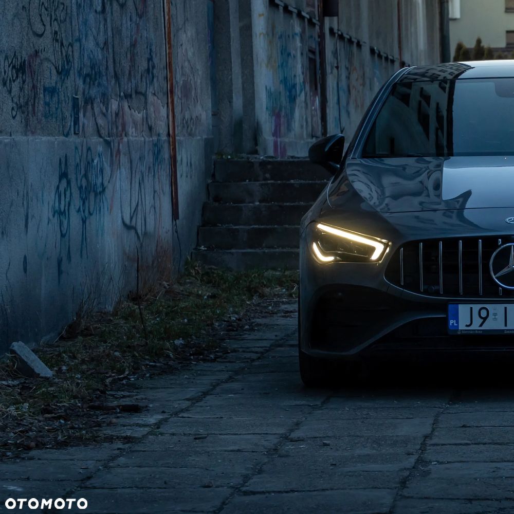 Mercedes-Benz CLA 180 d 7G-DCT AMG Line - 4
