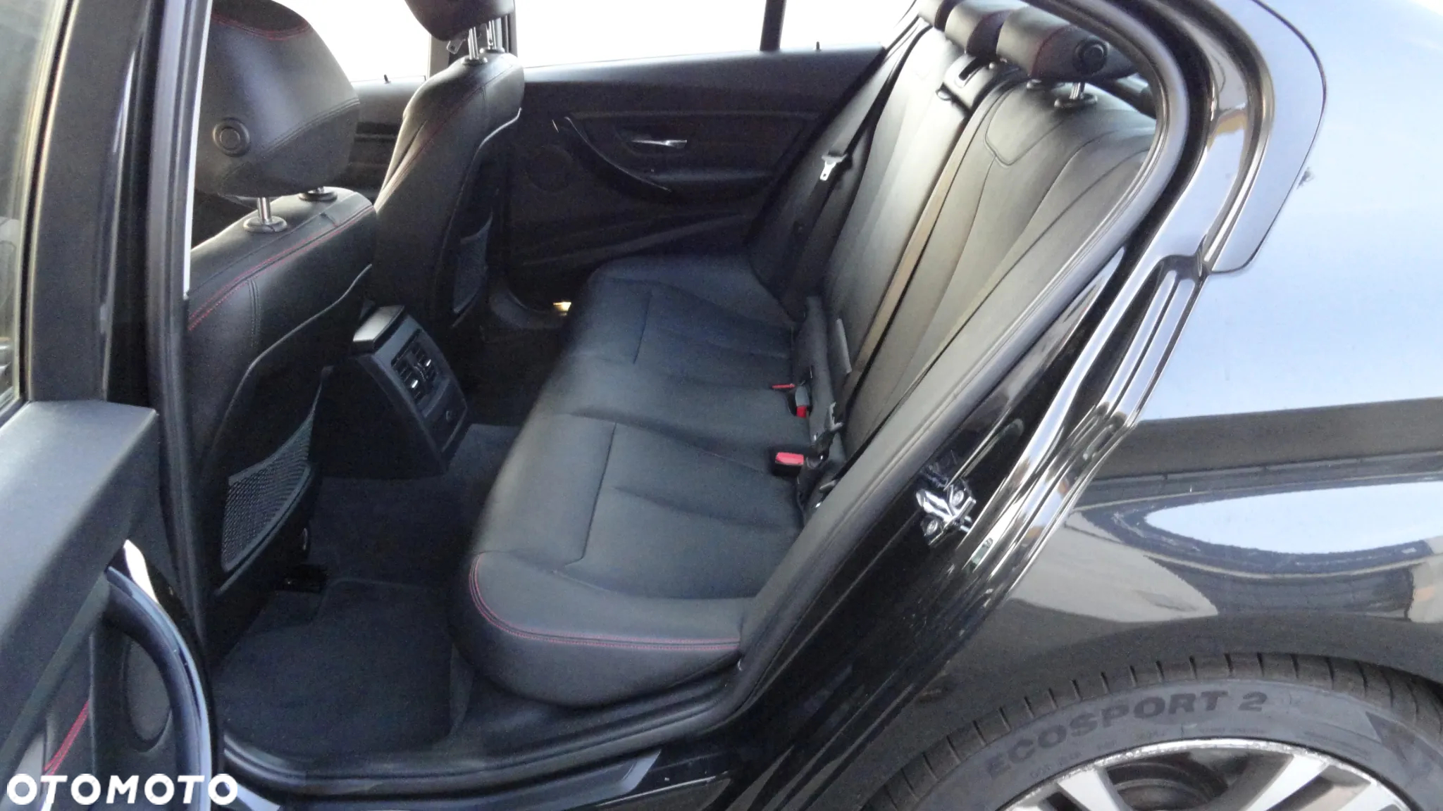 BMW Seria 3 320d - 10