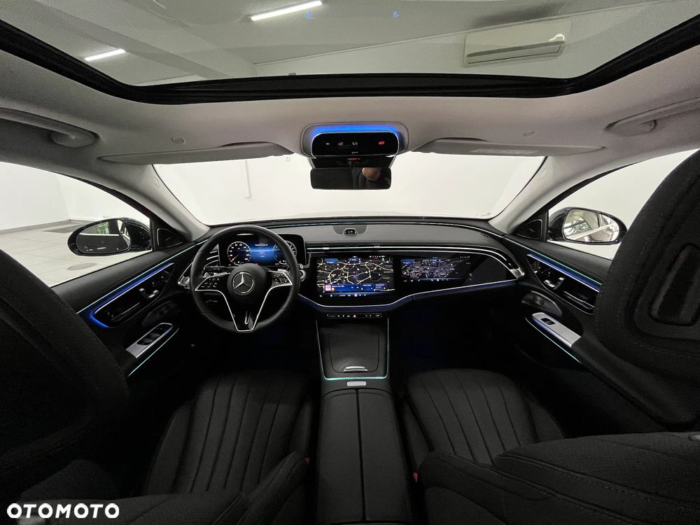 Mercedes-Benz Klasa E 300 de 4Matic T 9G-TRONIC Avantgarde - 19