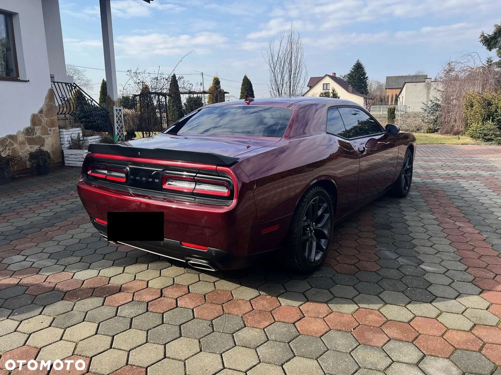 Dodge Challenger - 6