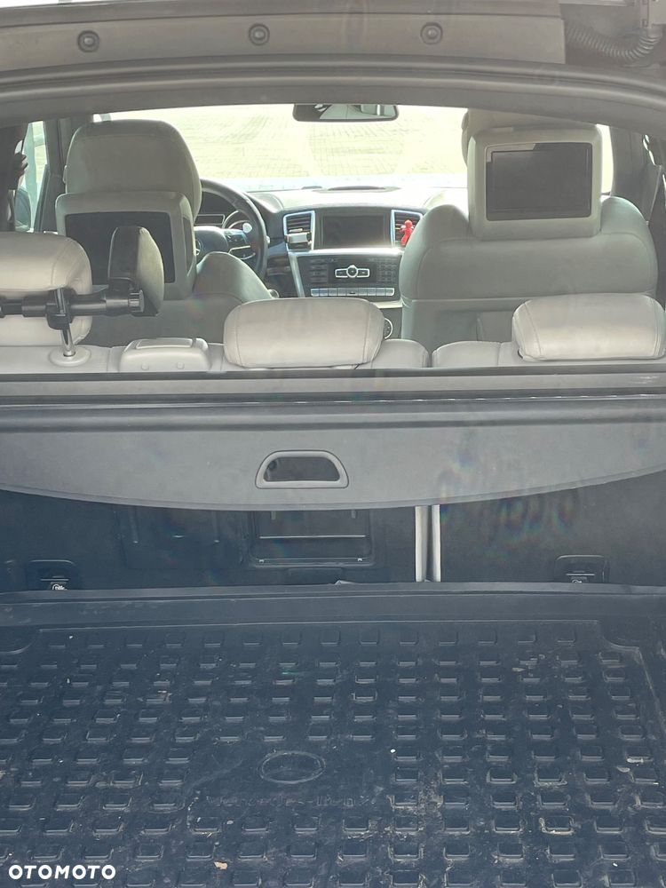 Mercedes-Benz ML 63 AMG 4-Matic - 20