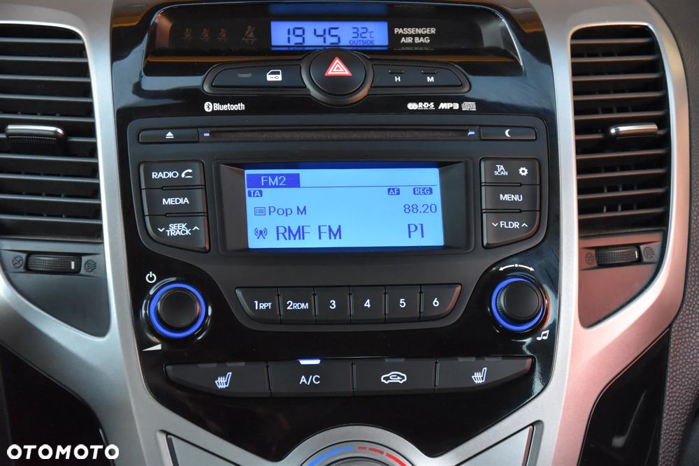 Hyundai ix20 1.4 blue Trend - 27