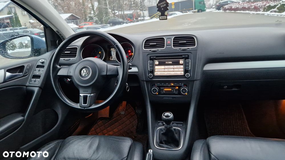 Volkswagen Golf 1.4 TSI Highline - 26