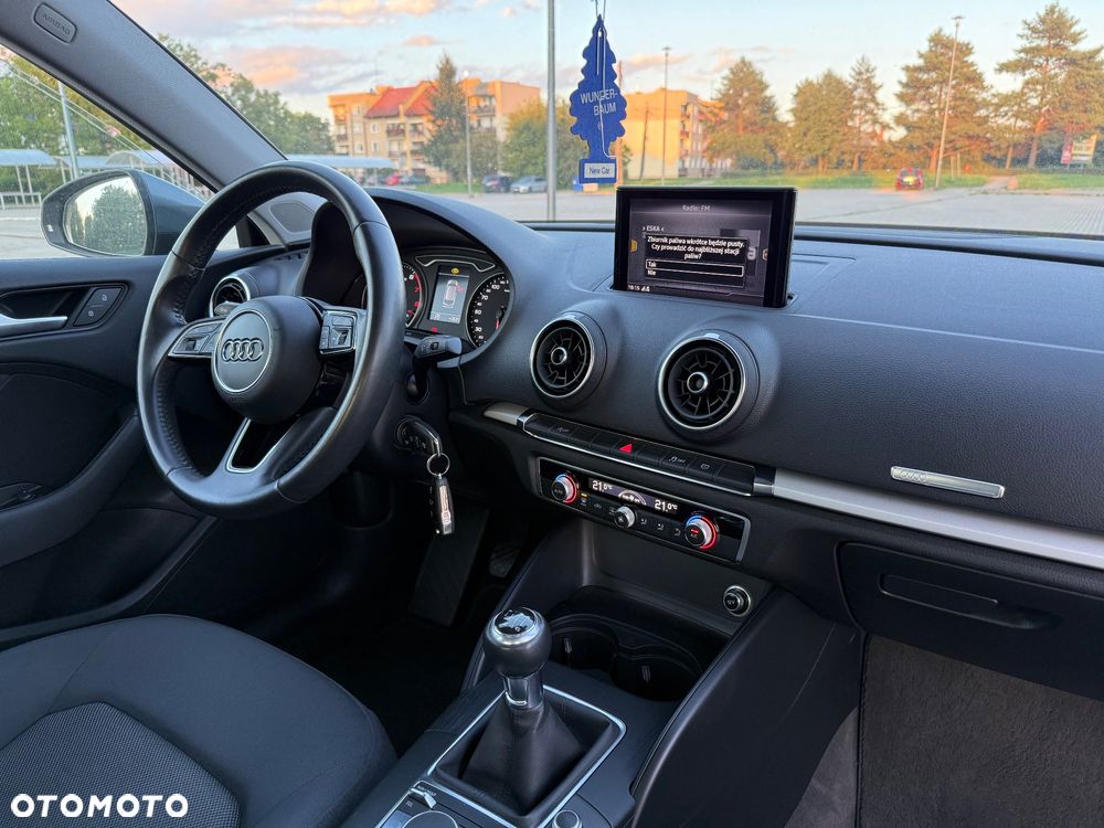 Audi A3 Sportback 30 TFSI - 12