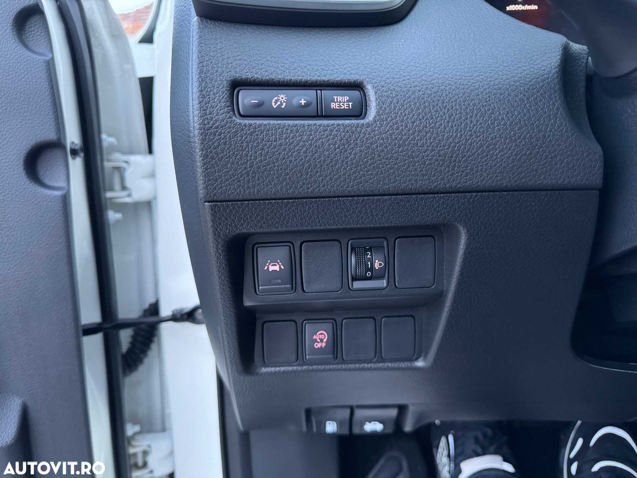Nissan Qashqai 1.5 DCI N-CONNECTA - 26