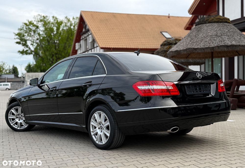 Mercedes-Benz Klasa E - 21