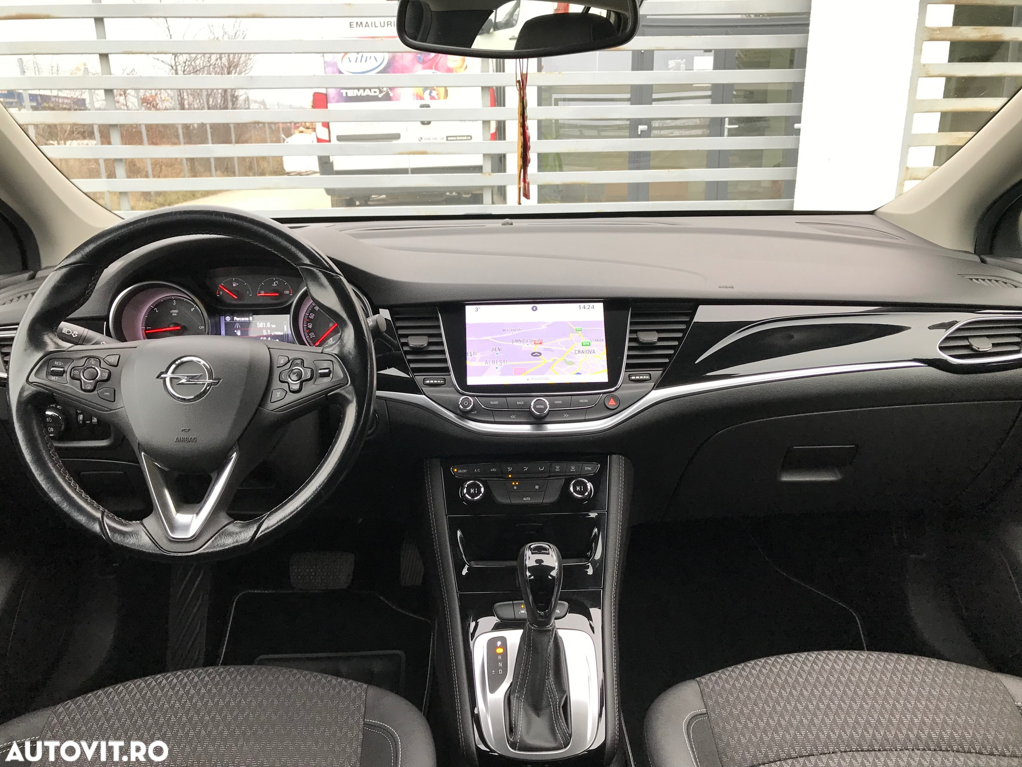 Opel Astra 1.6 D Start/Stop Automatik Sports Tourer Edition - 36
