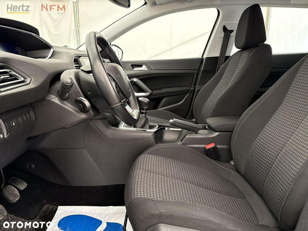 Peugeot 308 - 13