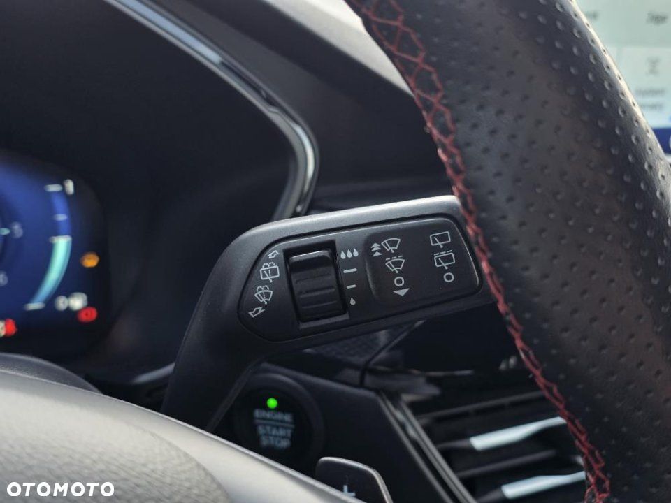 Ford Kuga - 19