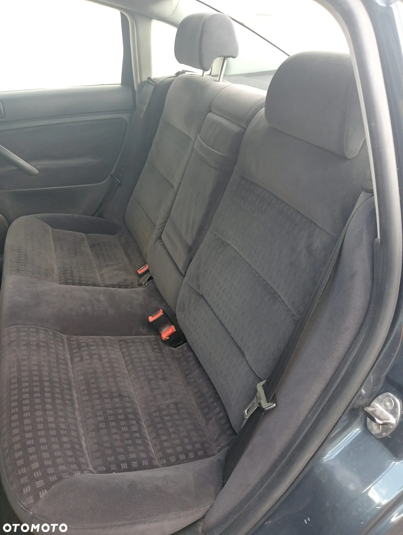 Volkswagen Passat 1.9 TDI Highline - 7