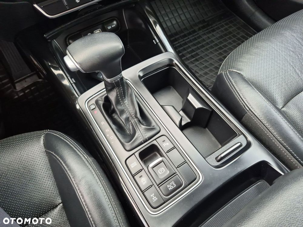 Kia Sorento - 15