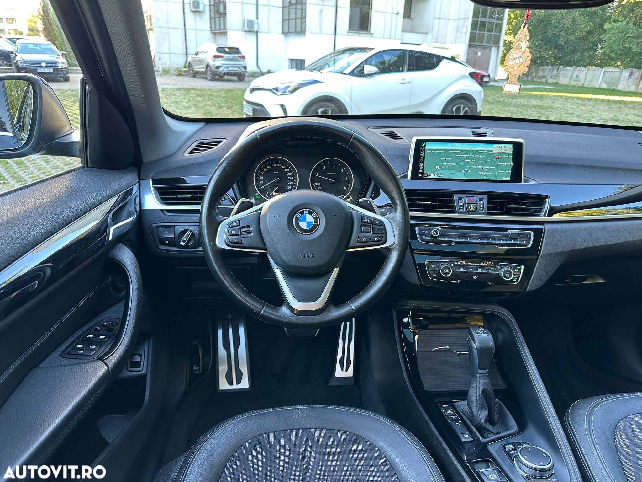BMW X1 xDrive20d Aut. xLine - 6