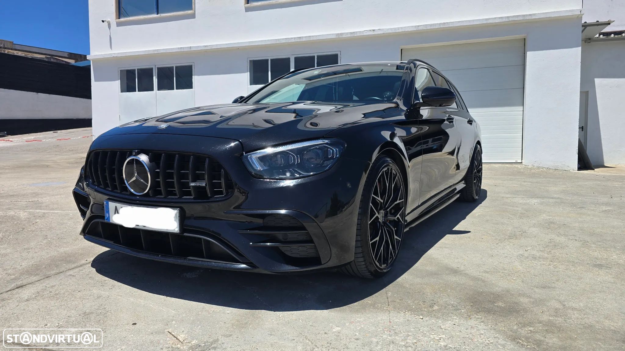 Mercedes-Benz E 400 d 4Matic T 9G-TRONIC AMG Line - 1