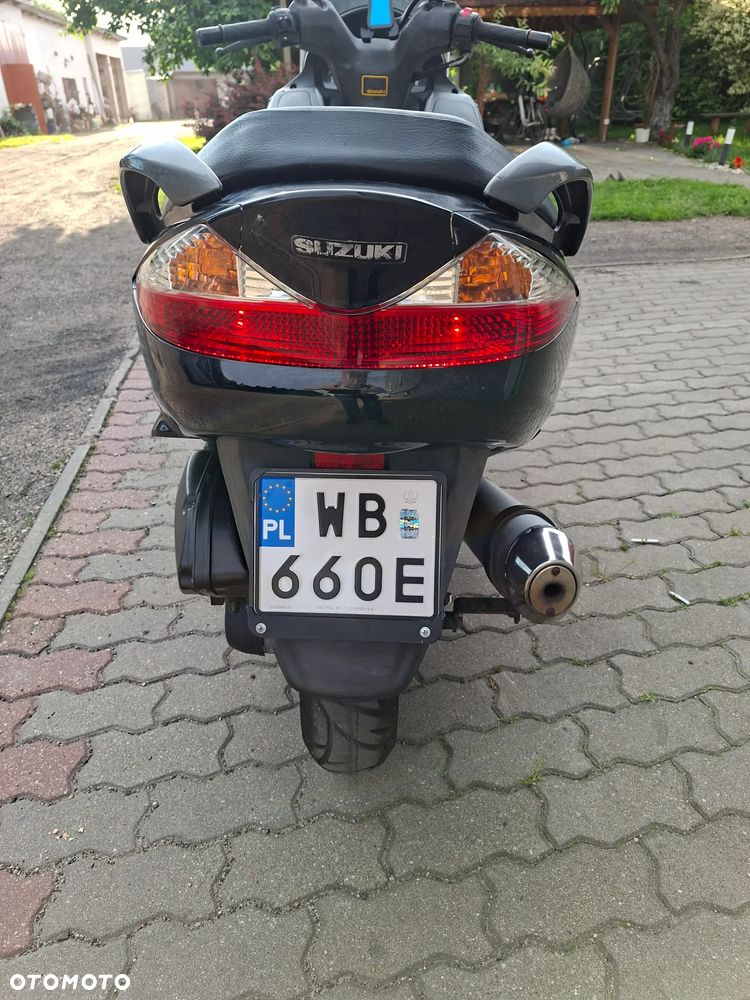 Suzuki Burgman - 6
