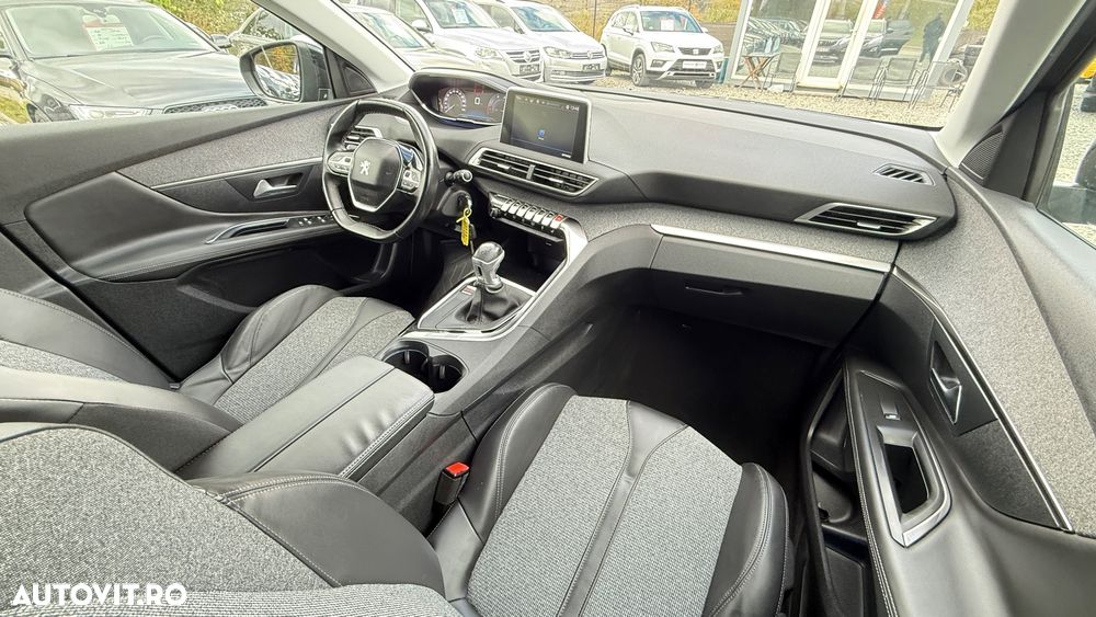 Peugeot 3008 1.5 BlueHDI 130 S&S BVM6 Allure Pack - 18