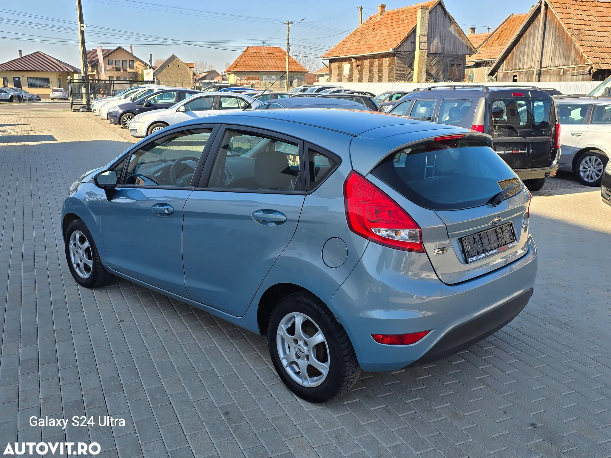Ford Fiesta 1.25 Celebration - 3