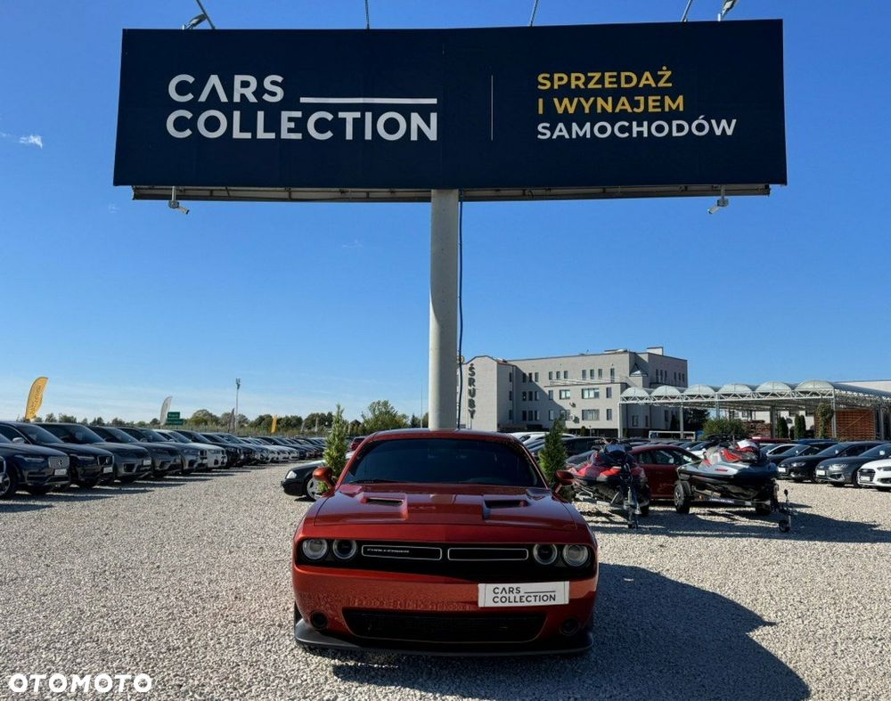 Dodge Challenger - 18