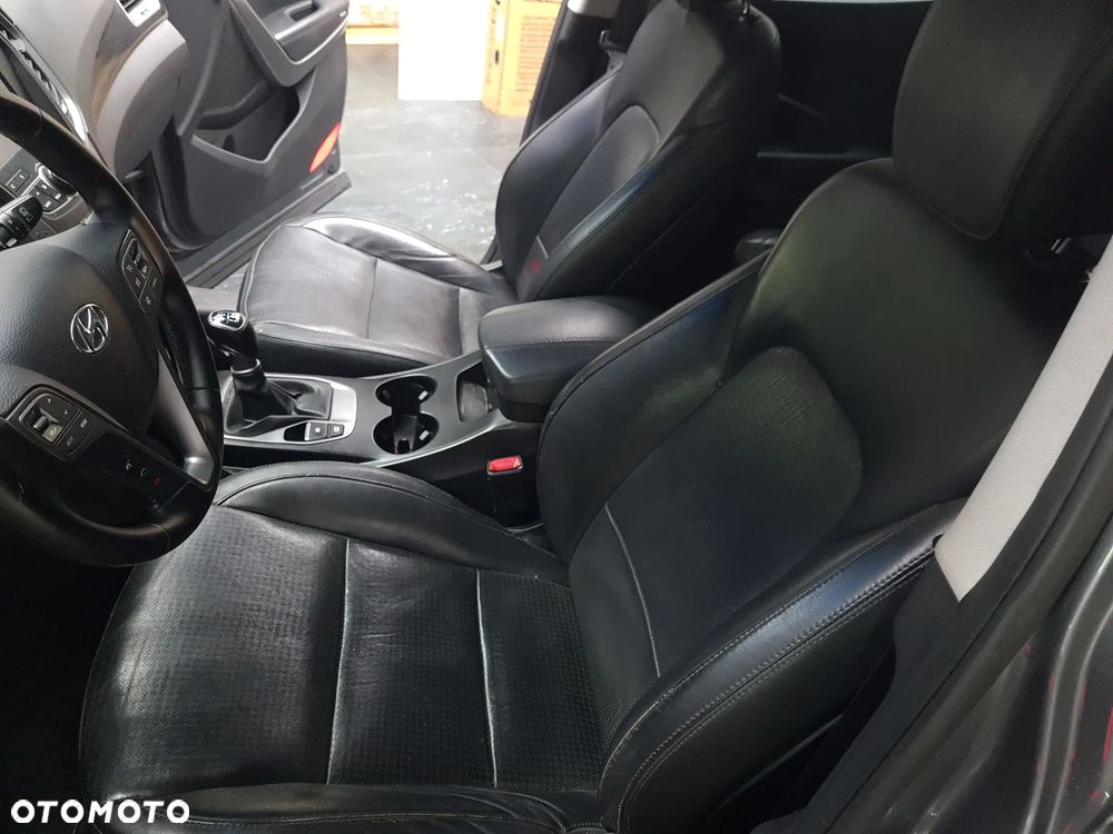 Hyundai Santa Fe 2.0 CRDi Premium - 25