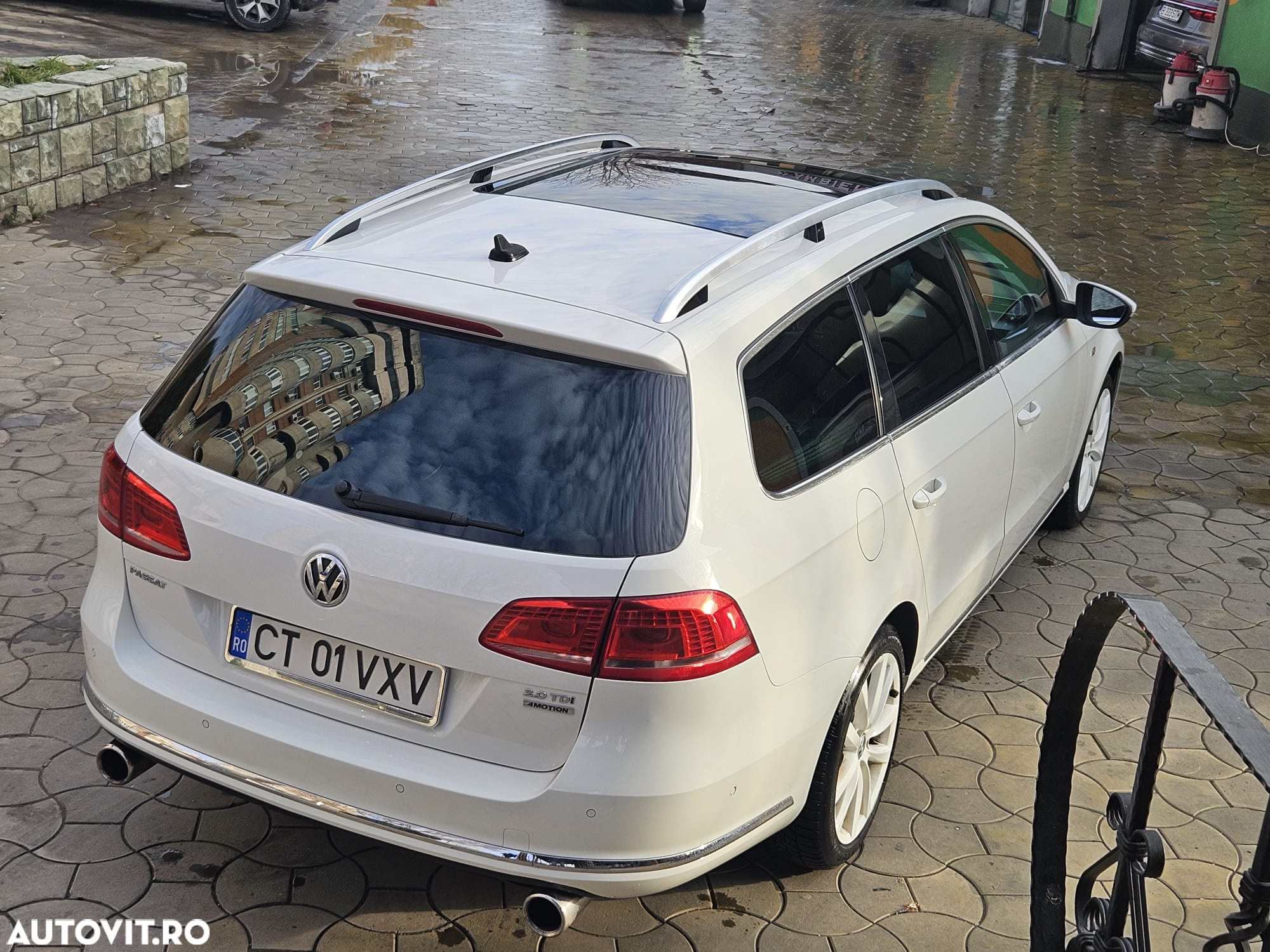 Volkswagen Passat 2.0 TDI BlueMotion Tehnology 4Motion DSG Highline - 4