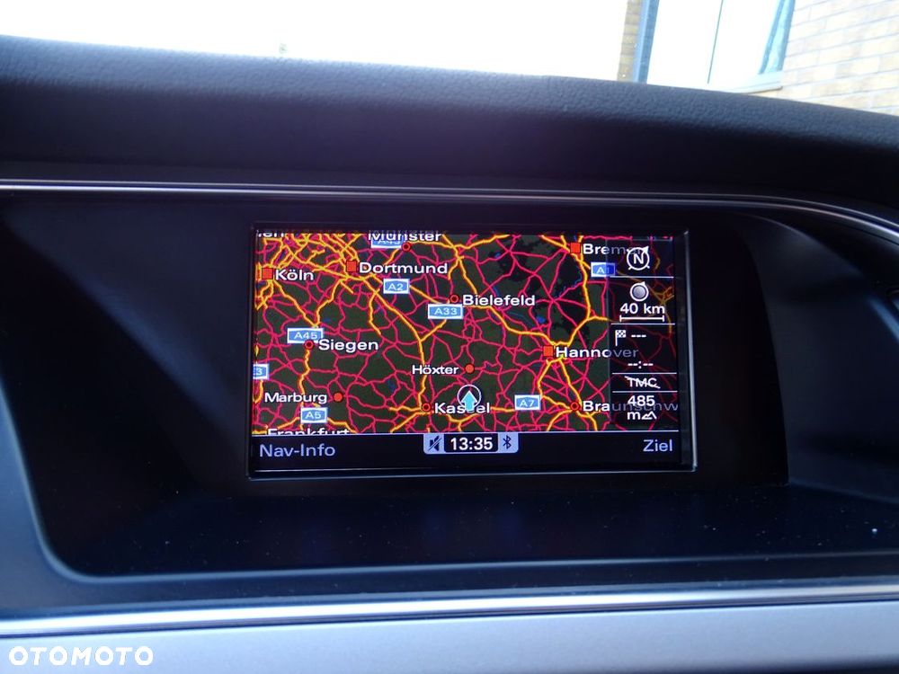 Audi A4 Avant 2.0 TDI S tronic quattro - 31