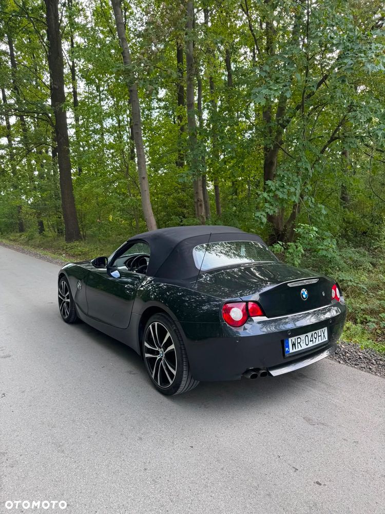BMW Z4 2.2i - 4