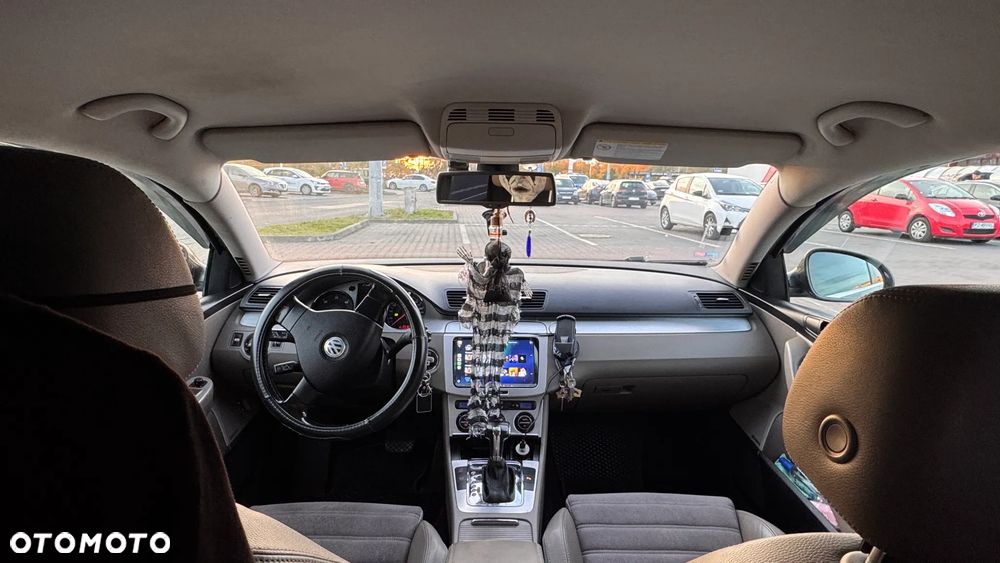 Volkswagen Passat 2.0 TDI Highline DSG - 14