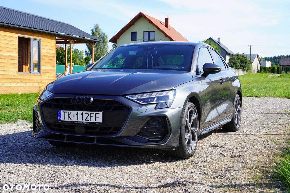 Audi A3 Limousine TFSI mHEV 110 kW S Line S tronic - 1