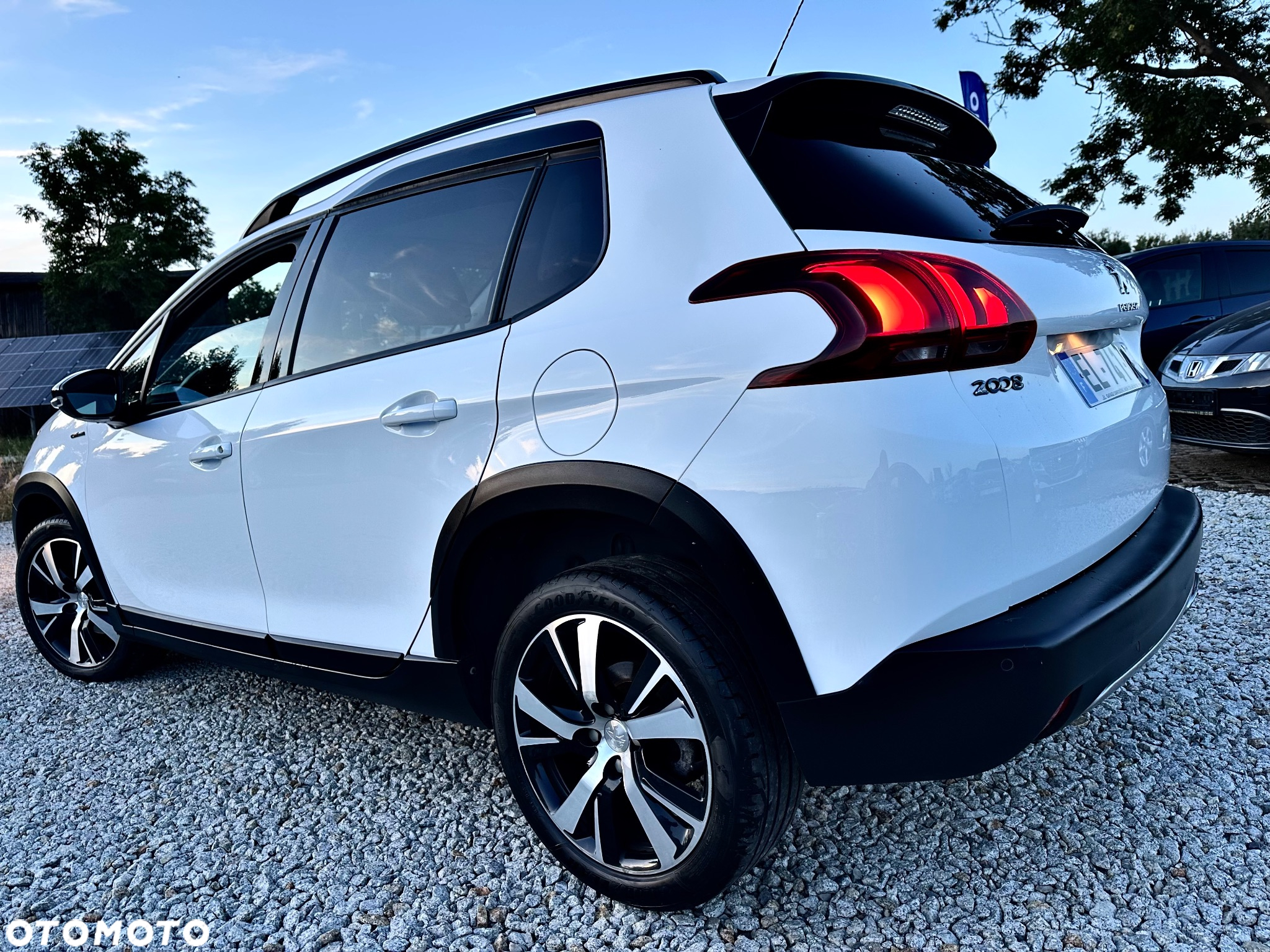 Peugeot 2008 PureTech 110 Stop&Start GT-Line Edition - 28