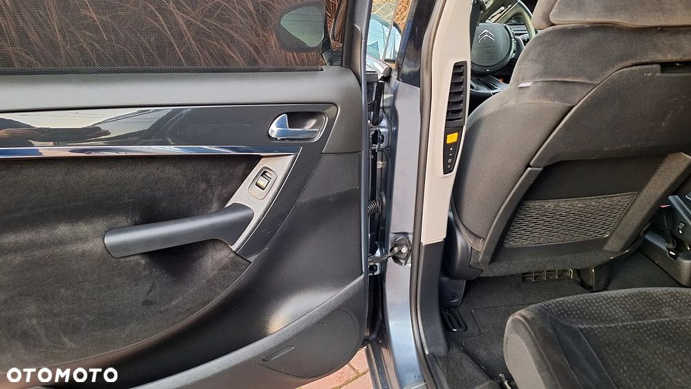 Citroën C4 Picasso - 9