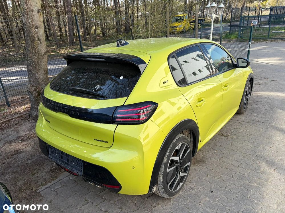 Peugeot 208 - 4