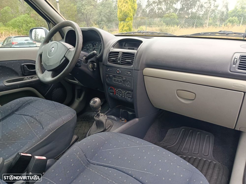 Renault Clio 1.5 dCi Expression - 20
