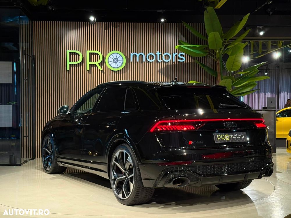 Audi RS Q8 - 11