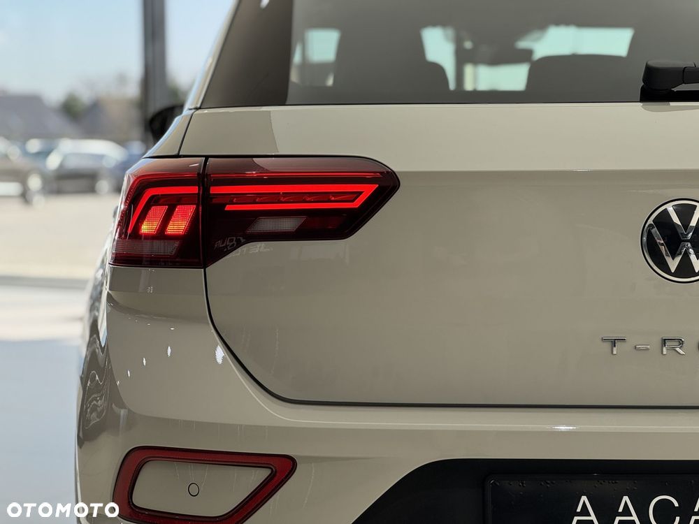Volkswagen T-Roc - 38