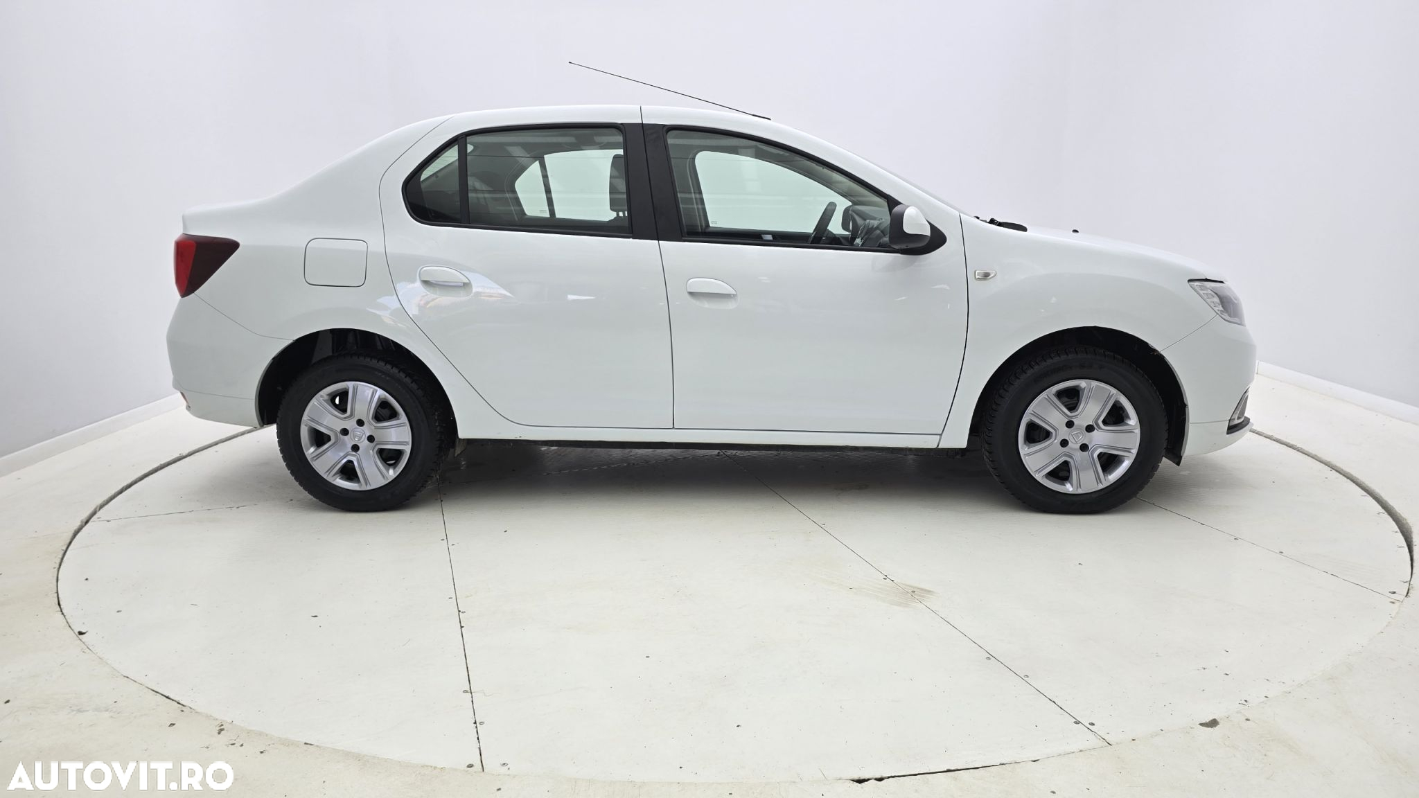 Dacia Logan 1.5 Blue dCi Laureate - 5